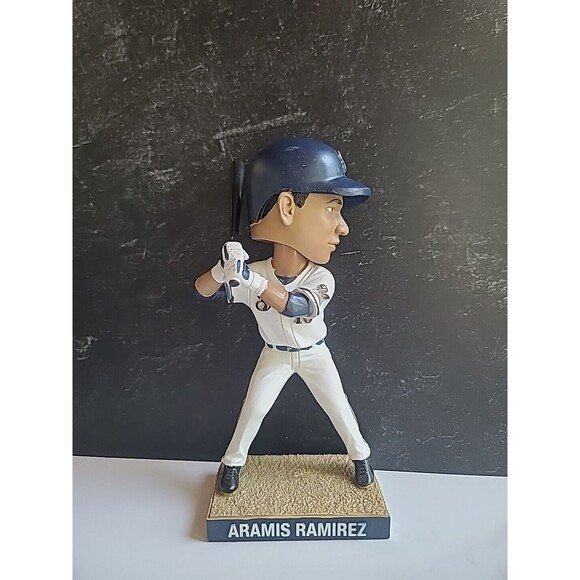 Aramis Ramirez Bobblehead - Picture 2 of 10
